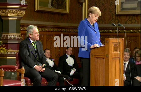 Capture vidéo de la chancelière allemande Angela Merkel prononcera un discours à la Royal Gallery of the House of Lords à Londres. Banque D'Images