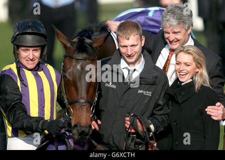 Les courses de chevaux - 2014 - Festival de Cheltenham Ladies Day - l'Hippodrome de Cheltenham Banque D'Images