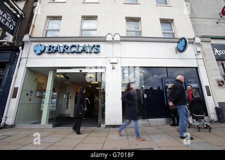 Une succursale de Barclays Bank à Islington, dans le nord de Londres. Banque D'Images