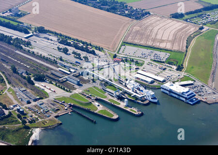 Le port ferry de Puttgarden, Ostholstein, Schleswig-Holstein, Allemagne Banque D'Images