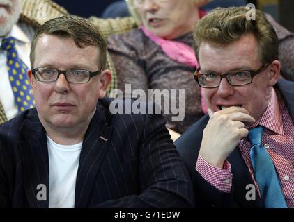 Les promistiers lors d'un service commémoratif pour l'ancien MSP Margo MacDonald à la salle d'Assemblée d'Édimbourg. Banque D'Images