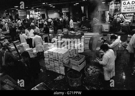 Le marché aux poissons de Billingsgate Banque D'Images