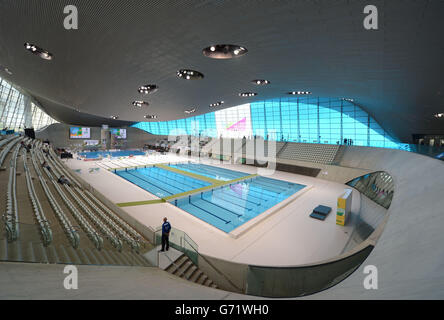 Plongée - 2014 série mondiale de plongée de la FINA - troisième événement - deuxième jour - Centre aquatique.Vue générale du centre aquatique, pendant le deuxième jour de l'événement de la série mondiale de plongée de la FINA au centre aquatique de Londres. Banque D'Images