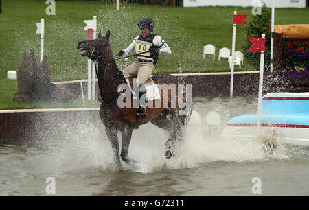 Sports équestres - 2014 Mitsubishi Motors Badminton Horse Trials - Jour quatre Banque D'Images