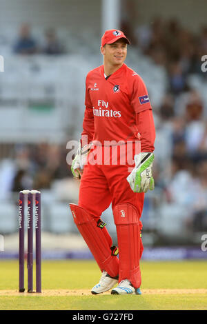 Cricket - NatWest T20 Blast - North Division - Notinghamshire Outlaws / Lancashire Lightning - Trent Bridge. Joseph Buttler, gardien de la foudre du Lancashire Banque D'Images