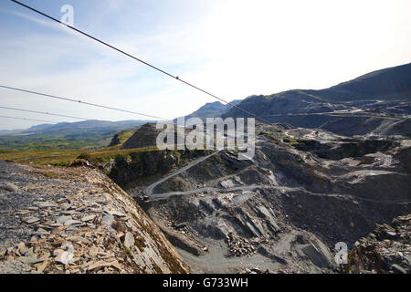 Monde Zip Ride Titan - Snowdonia Llechwedd - Banque D'Images