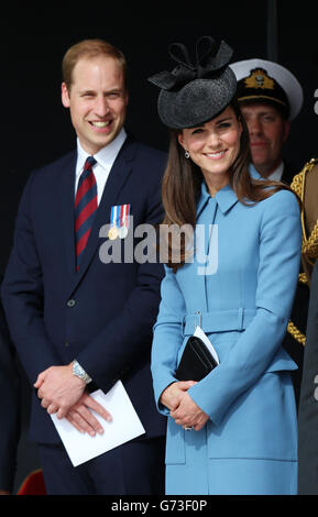 Le duc et la duchesse de Cambridge à Arromanches, France, lors d'événements marquant le 70e anniversaire des débarquements du jour J. Banque D'Images