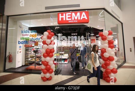 La première boutique Hema au Royaume-Uni ouvre à Victoria place, dans le centre de Londres. Banque D'Images