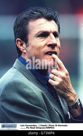 Football - Paris St Germain V Deportivo la Coruna. Luis Fernandez , [ Coach ] Paris St Germain Banque D'Images