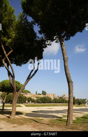 Emplacement de l'ancien cirque romain Maximus les courses de chars stadium, Rome, Italie. Banque D'Images