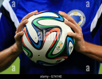Football - coupe du monde de la FIFA 2014 - Groupe F - Argentine / Bosnie-Herzégovine - Maracana.Détail du ballon de football Adidas Brazuca Banque D'Images