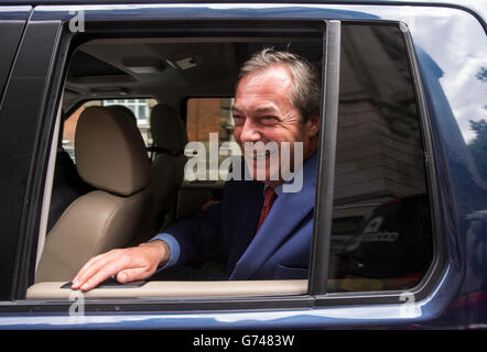 Nigel Farage dans une ambiance jubilatoire que la Grande-Bretagne a voté pour quitter l'UE sur juin 23rd.il a appuyé un Brexit vote. Banque D'Images