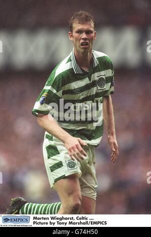 Football - Bells Scottish Premier League - Glasgow Rangers contre Celtic. Morten Wieghorst, celtique Banque D'Images