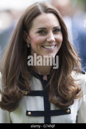 La duchesse de Cambridge lors d'une visite au parc Bletchley à Buckinghamshire pour marquer l'achèvement d'un projet de restauration d'un an, qui a rendu les bâtiments à leur apparence de la Seconde Guerre mondiale et a créé de nouvelles installations pour les visiteurs. Banque D'Images