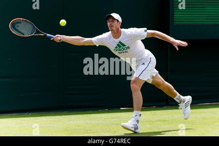 Tennis - 2014 de Wimbledon - Jour de pratique un - Le All England Lawn Tennis et croquet Club Banque D'Images