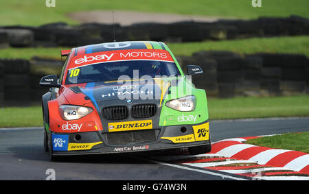 Motor Racing - Dunlop MSA British Touring Car Championship - Oulton Park Banque D'Images