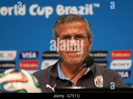 Oscar Tabarez, responsable de l'Uruguay, lors de la conférence de presse à l'Estadio do Maracana, Rio de Janeiro, Brésil. Banque D'Images