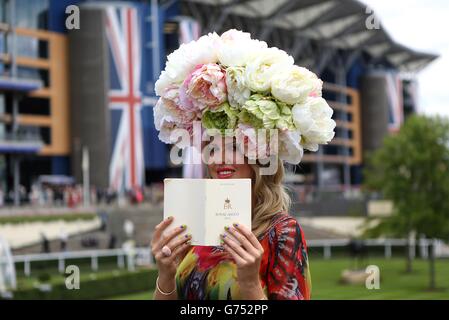 Les courses de chevaux - Le Royal Ascot Réunion 2014 - Jour deux - Ascot Racecourse Banque D'Images