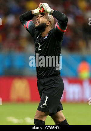 Football - coupe du monde de la FIFA 2014 - Round de 16 - Belgique / Etats-Unis - Arena fonte Nova. Tim Howard, gardien de but des États-Unis Banque D'Images