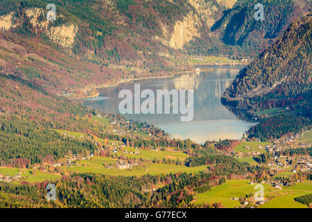 Lake Grundlsee, Bad Aussee, Autriche, Styrie, Carinthie, Ausseerland-Salzkammergut Banque D'Images