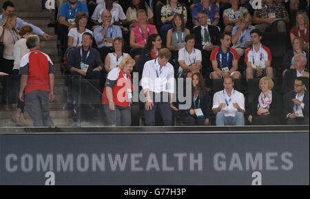 Sport - Jeux du Commonwealth 2014 - cinquième jour.Le duc et la duchesse de Cambridge avec le prince Harry arrivent à l'Hydro DE SEE, pendant les Jeux du Commonwealth de 2014 à Glasgow. Banque D'Images