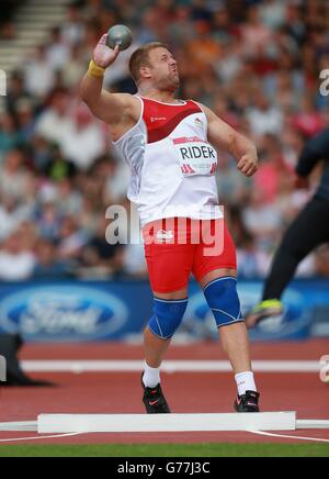 Sport - Jeux du Commonwealth 2014 - cinquième jour.Scott Rider en Angleterre lors de la finale de mise de la photo masculine à Hampden Park, lors des Jeux du Commonwealth de 2014 à Glasgow. Banque D'Images