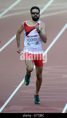 Sport - Jeux du Commonwealth 2014 - sixième jour.Martyn Rooney, en Angleterre, lors de la demi-finale masculine de 400 m à Hampden Park, lors des Jeux du Commonwealth de 2014 à Glasgow. Banque D'Images