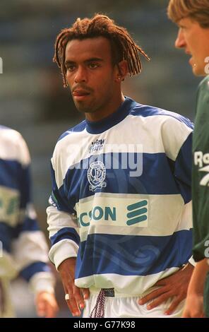 Soccer - Nationwide League Division One - Queens Park Rangers contre Bolton Wanderers. Trevor Sinclair, Queens Park Rangers Banque D'Images