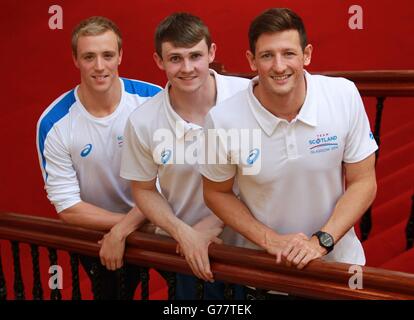 Sport - Jeux du Commonwealth 2014 - Aperçu.Robbie Renwick (à gauche), Ross Murdoch (au centre) et Michael Jamieson, en Écosse, lors d'une séance photo à Scotland House, Glasgow, en Écosse. Banque D'Images