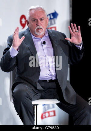 Pasadena, Californie, USA. 25 Juin, 2016. JOHN RATZENBERGER participe au premier jour de Politicon 2016, une politique non partisane fan fest qui s'affiche comme une ''convention politique non conventionnelle.'' l'ordre du jour de l'événement comprend des discussions de groupe, débats, podcasts, films, comédie, l'art et la musique. © Brian Cahn/ZUMA/Alamy Fil Live News Banque D'Images