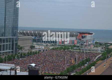 Rassemblement des fans de célébrer à Cleveland Cavaliers Championship Parade Banque D'Images