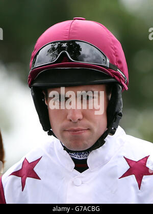 Courses hippiques - Hippodrome d'Uttoxeter. Donal Devereux, Jockey Banque D'Images