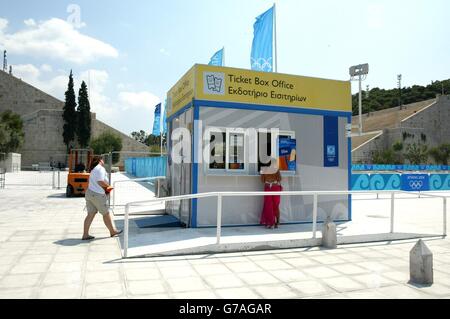 Un bureau de billetterie olympique, aux Jeux Olympiques de 2004 à Athènes, en Grèce. Banque D'Images