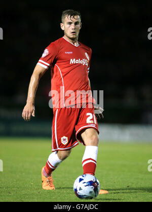 Joe Ralls de Cardiff City, lors du match de la première manche de la coupe Capital One au Sixfields Stadium, Northampton. Banque D'Images