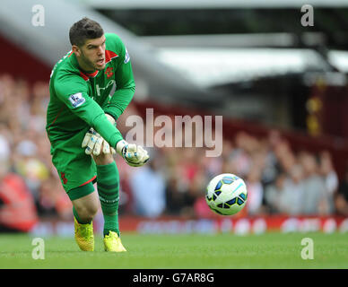 Fraser Forster de Southampton lors du match de la Barclays Premier League à Upton Park, Londres. Banque D'Images