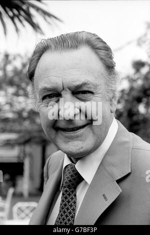 Divertissement - acteur Donald Sinden. Acteur Donald Sinden Banque D'Images