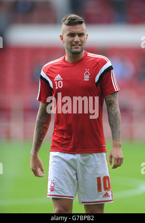 Football - championnat Sky Bet - Nottingham Forest / Derby County - City Ground. Henri Lansbury de la forêt de Nottingham Banque D'Images