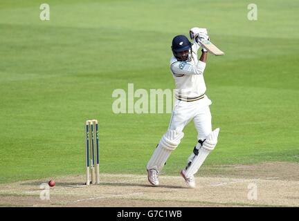 Cricket - LV = County Championship - Division One - Alpes v Yorkshire - Jour deux - Trent Bridge Banque D'Images