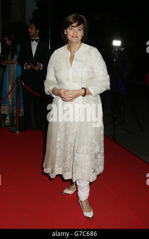 Asian Achievers Awards - Londres.Cherie Blair arrivant pour les Asian Achievers Awards, au Grosvenor House Hotel sur Park Lane, Londres. Banque D'Images