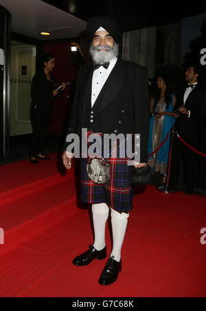 Asian Achievers Awards - Londres.Dilawar Singh MBE arrive pour les Asian Achievers Awards, au Grosvenor House Hotel sur Park Lane, Londres. Banque D'Images