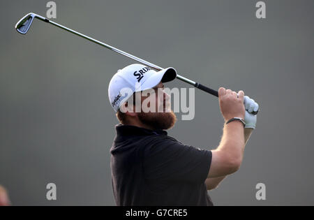 Shane Lowry de la République d'Irlande pendant la première journée des 2014 ISPS Handa Welsh Open au Celtic Manor, Newport. Banque D'Images