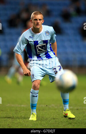 Soccer - Johnstone's Paint Trophy - second tour - Coventry City / Exeter City - Ricoh Arena. George Thomas, Coventry City Banque D'Images