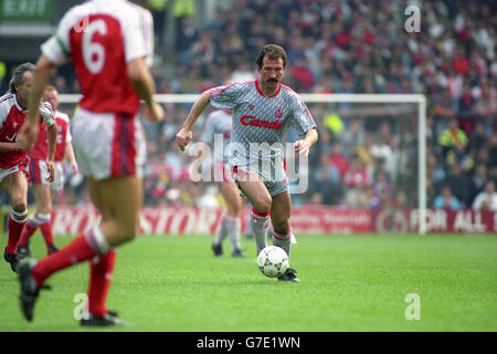 Soccer - Ray Kennedy Témoignage - Liverpool v Arsenal - stade de Highbury Banque D'Images