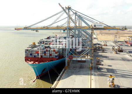 Edith Maersk à DP World London Gateway Banque D'Images