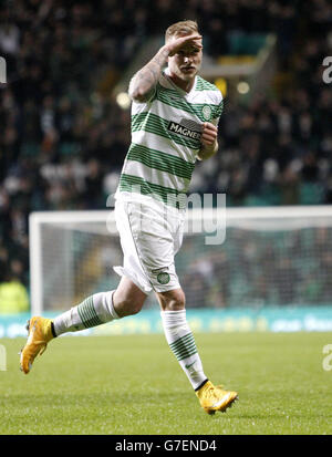 Football - coupe de la Ligue écossaise - quart de finale - Celtic v Partick Thistle - Celtic Park.Le Celtic John Guidetti célèbre son but lors du match de finale de la coupe du quartier de la Ligue écossaise au Celtic Park, Glasgow. Banque D'Images