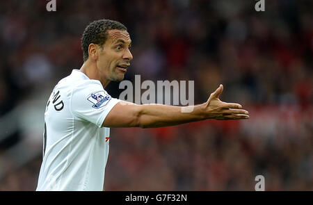 Football - Barclays Premier League - Manchester United / Queens Park Rangers - Old Trafford.Queens Park Rangers Rio Ferdinand Banque D'Images