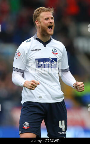 Football - Championnat Sky Bet - Bolton Wanderers / Brentford - Stade Macron.Matthew Mills de Bolton Wanderers Banque D'Images