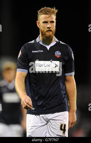 Football - Championnat Sky Bet - Fulham et Bolton Wanderers - Craven Cottage. Matthew Mills, Bolton Wanderers. Banque D'Images