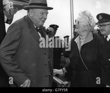 Politique - Sir Winston Churchill - l'aéroport de Londres Banque D'Images