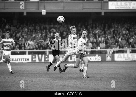 Soccer - Barclays League Division One - Queens Park Rangers v Norwich City - Loftus Road Banque D'Images